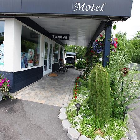 Motel Parc Beaumont Inc. ภายนอก รูปภาพ