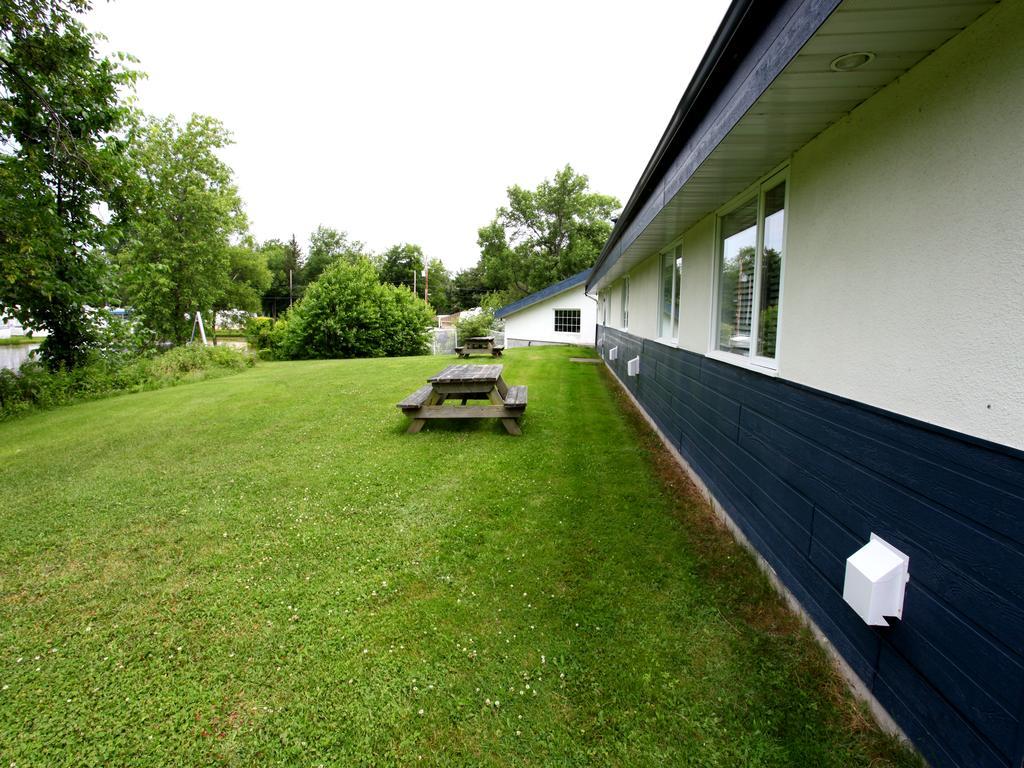 Motel Parc Beaumont Inc. ภายนอก รูปภาพ