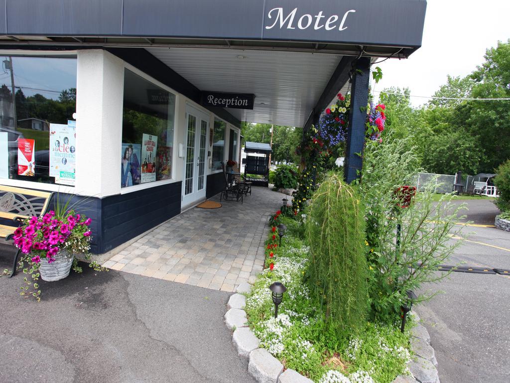 Motel Parc Beaumont Inc. ภายนอก รูปภาพ